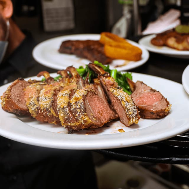 New Zealand Rack Of Lamb 22oz.