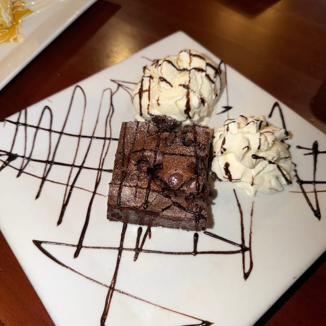 Brownie Ala Mode.